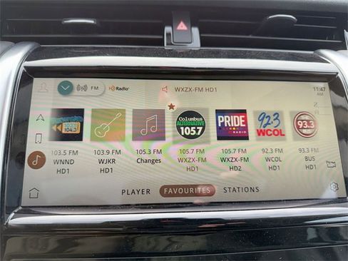 Used 2023 Land Rover Discovery Sport S image 16