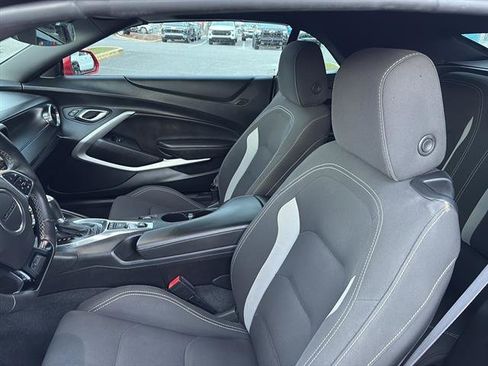Used 2017 Chevrolet Camaro SS image 14