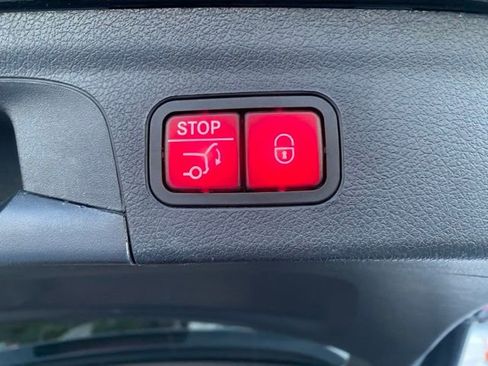 Used 2020 Mercedes-Benz GLE 350 4MATIC image 11