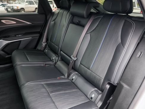 Used 2025 Cadillac Lyriq Sport image 23