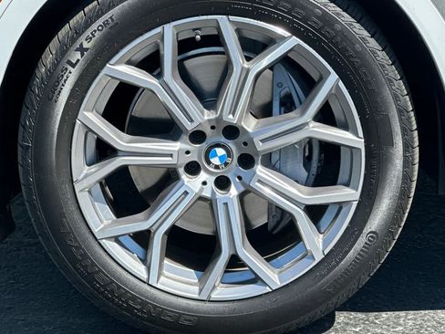 Used 2024 BMW X7 xDrive40i AWD/4WD image 27
