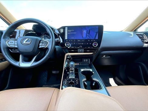 Used 2023 Lexus NX 350 AWD image 21
