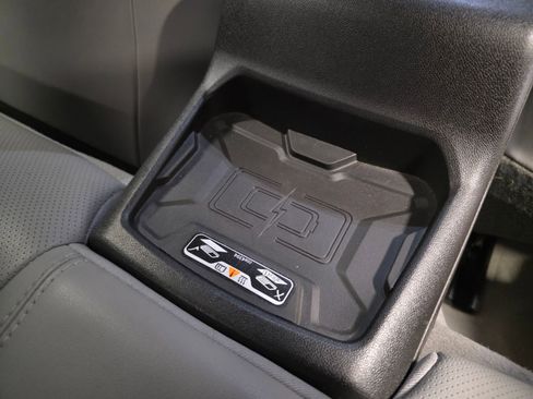 Used 2017 Chevrolet Camaro SS RWD image 46