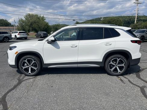 New 2026 Volkswagen Tiguan SE AWD/4WD image 2