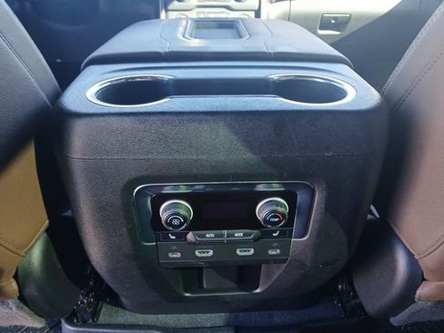 Used 2022 Chevrolet Suburban High Country image 47