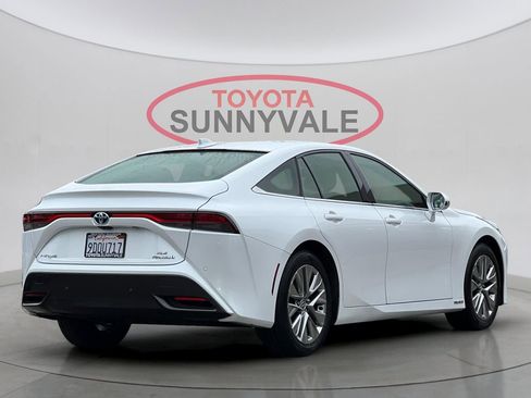 Certified 2022 Toyota Mirai w/ Advanced Technology Package RWD image 3