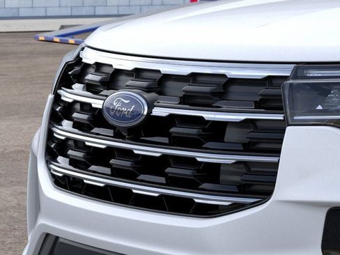 New 2026 Ford Explorer Active AWD/4WD image 17
