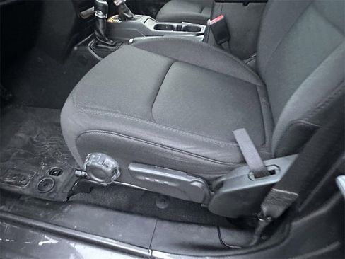 Used 2022 Jeep Wrangler Unlimited Sport image 18