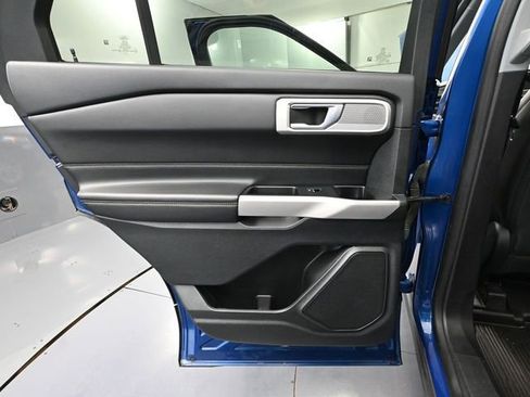 Used 2022 Ford Explorer XLT w/ Equipment Group 202A image 42