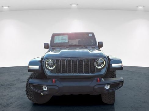 New 2026 Jeep Gladiator Rubicon w/ Technology Group AWD/4WD image 4