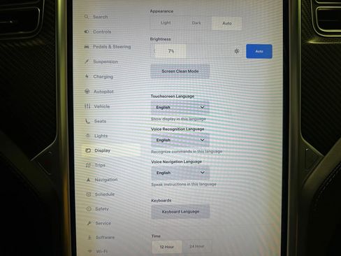 Used 2018 Tesla Model X 75D image 35