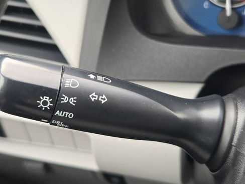 Used 2018 Toyota Sienna LE FWD image 26