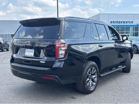 Used 2023 Chevrolet Tahoe Z71 w/ Luxury Package AWD/4WD image 10