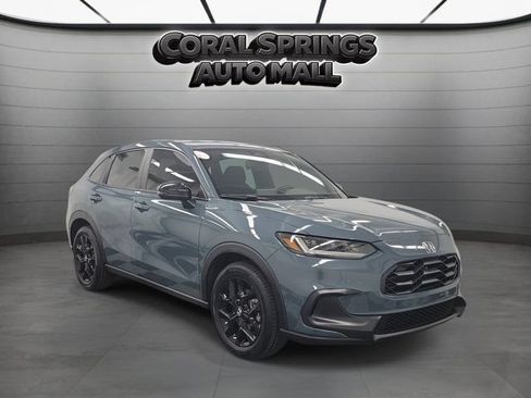 Certified 2025 Honda HR-V Sport image 1