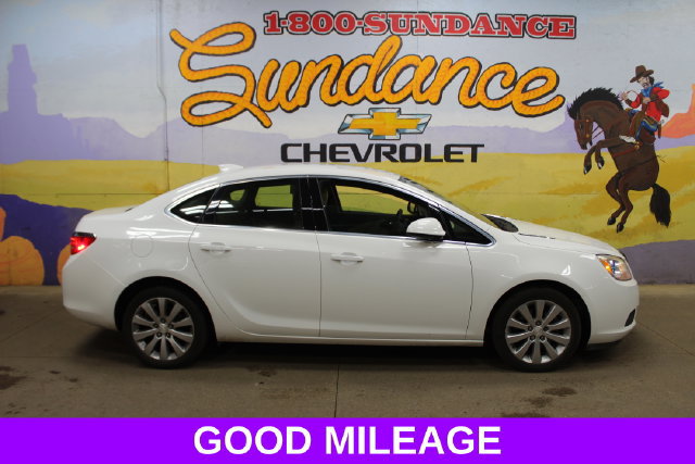 Used 2017 Buick Verano FWD image 1