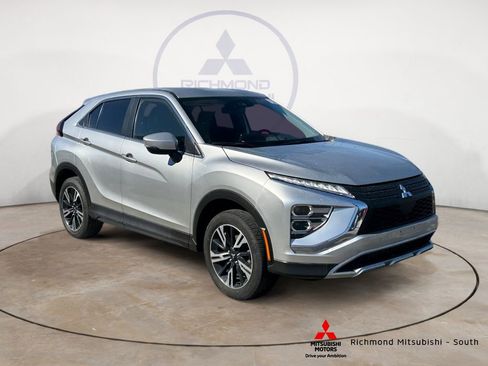 Used 2024 Mitsubishi Eclipse Cross SE image 1