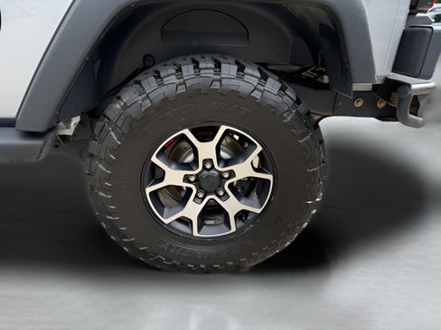 Used 2014 Jeep Wrangler Sport w/ Quick Order Package 24S AWD/4WD image 18