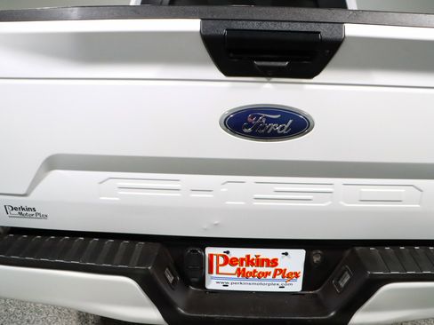 Used 2019 Ford F150 XLT w/ Equipment Group 301A Mid image 8