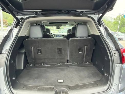 Used 2020 Buick Enclave Essence w/ Sound and Sites Package AWD/4WD image 14