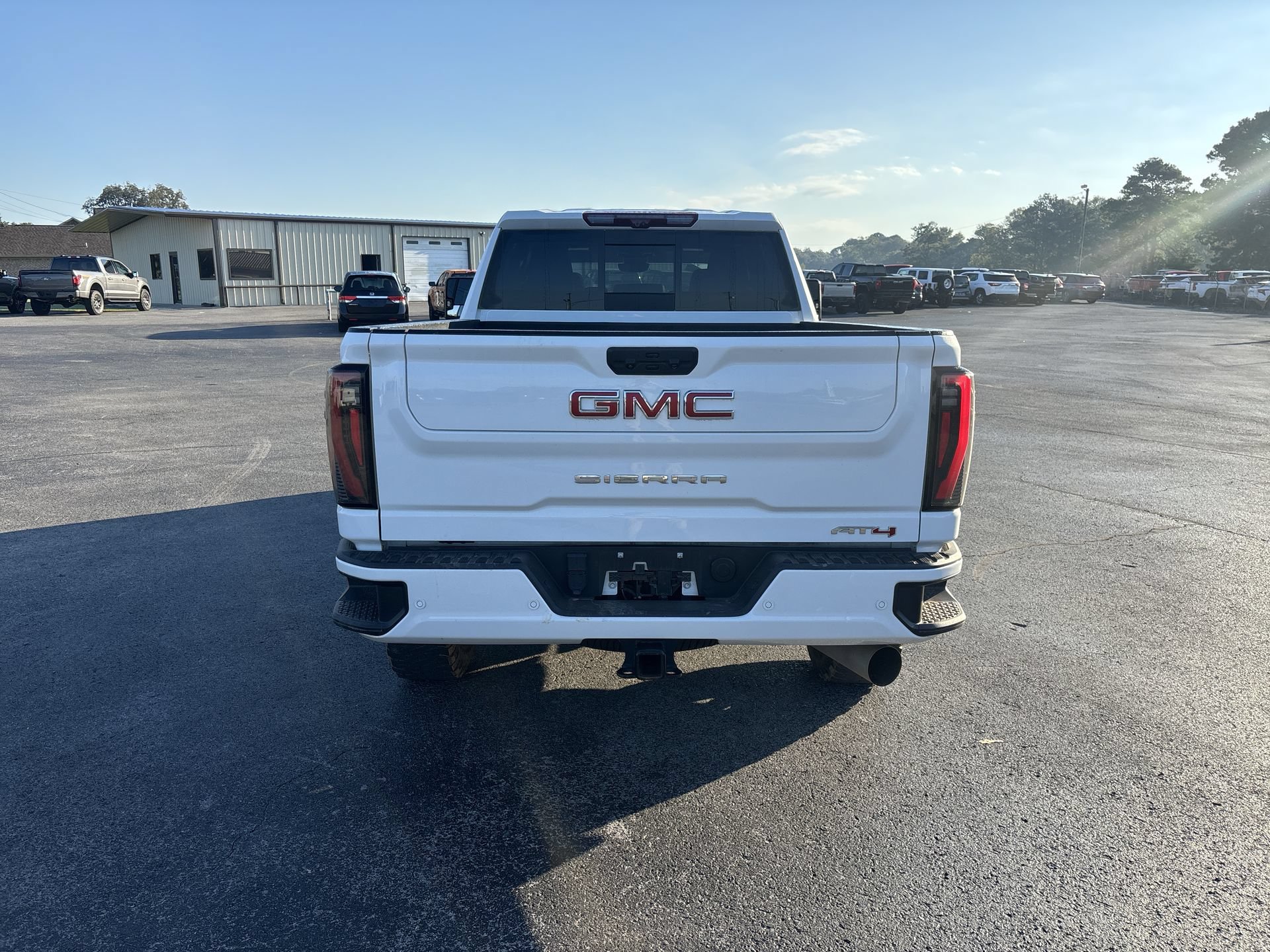 Used 2024 GMC Sierra 2500 AT4 w/ AT4 Premium Plus Package AWD/4WD image 9