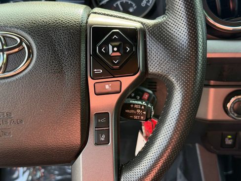 Used 2023 Toyota Tacoma TRD Pro AWD/4WD image 19