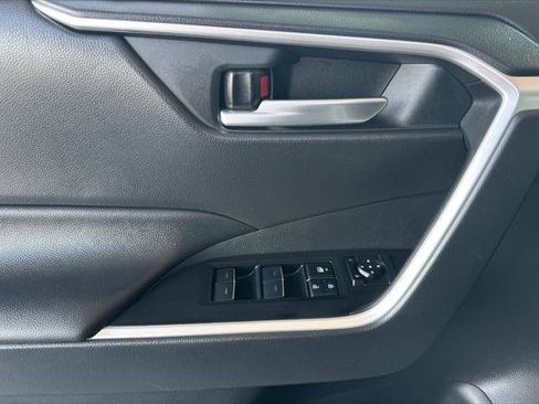 Certified 2025 Toyota RAV4 XLE AWD/4WD image 12