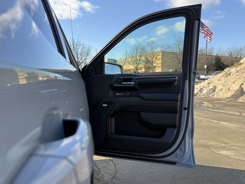 Used 2024 GMC Sierra 1500 AT4 w/ AT4 Premium Package image 35