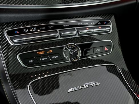 Used 2018 Mercedes-Benz E 63 AMG S image 37