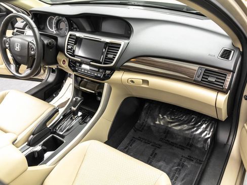 Used 2017 Honda Accord EX-L image 36