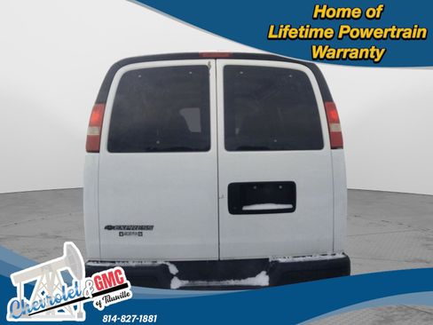 Used 2009 Chevrolet Express 1500 image 9