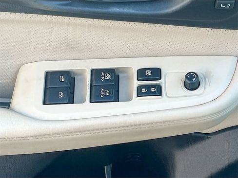 Used 2015 Subaru Outback 2.5i Limited image 18