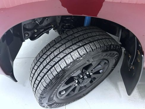 Used 2024 RAM 2500 Laramie w/ Sport Appearance Package image 23