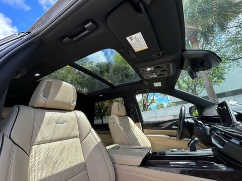 Used 2023 Cadillac Escalade Premium Luxury w/ Performance Package image 42