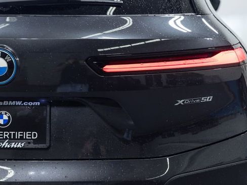 Certified 2023 BMW iX xDrive50 w/ Premium Package AWD/4WD image 8