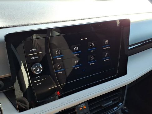 New 2026 Volkswagen Taos S image 14