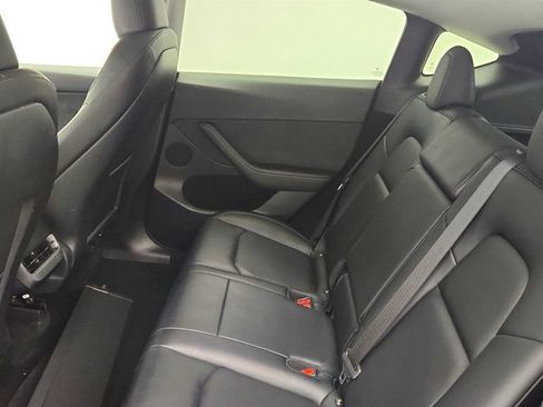 Used 2023 Tesla Model Y Long Range AWD/4WD image 25