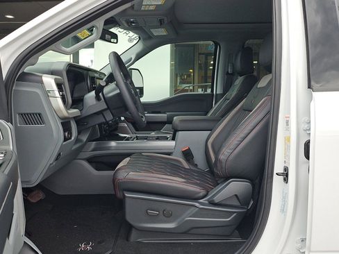New 2026 Ford F250 XLT w/ XLT Premium Package AWD/4WD image 7