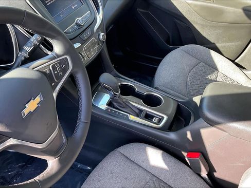 Certified 2023 Chevrolet Equinox LT image 17