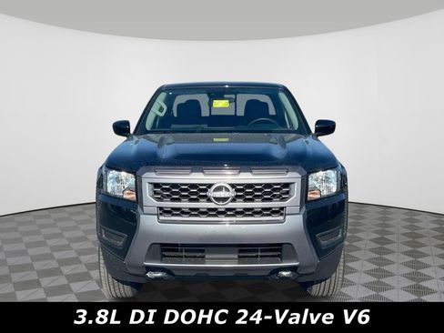 Certified 2025 Nissan Frontier SV AWD/4WD image 12