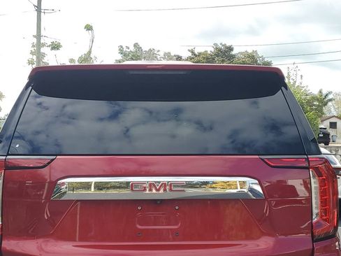 Certified 2021 GMC Yukon SLT w/ SLT Premium Package image 13