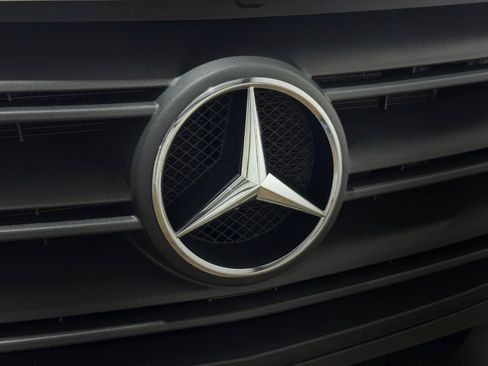Used 2025 Mercedes-Benz Sprinter 2500 image 26