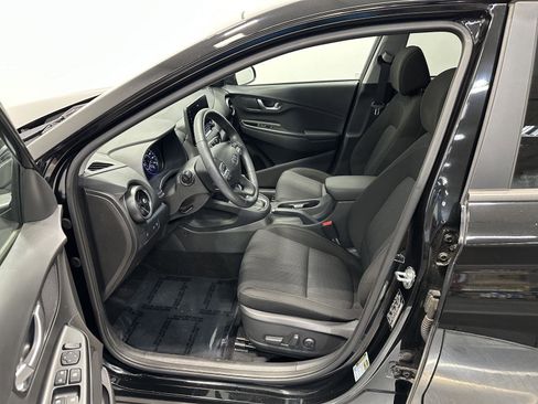 Certified 2023 Hyundai Kona SEL w/ Convenience Package image 10