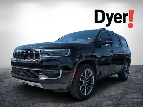 Used 2022 Jeep Wagoneer Series III w/ Premium Group I RWD image 8