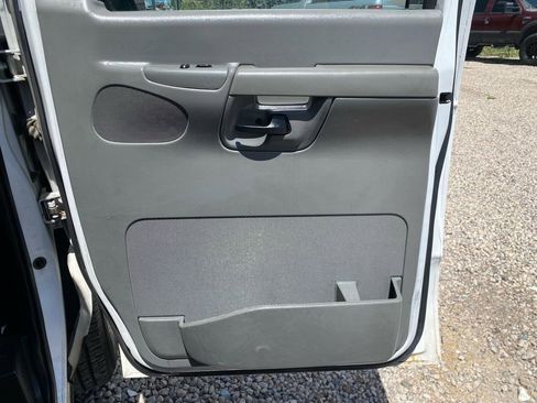 Used 2007 Ford E-250 and Econoline 250 RWD image 16
