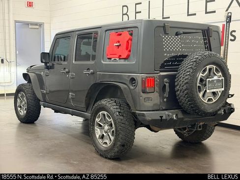 Used 2018 Jeep Wrangler Unlimited Rubicon w/ Cold Weather Group AWD/4WD image 6