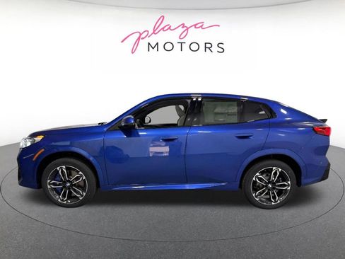New 2026 BMW X2 xDrive28i w/ Technology Package AWD/4WD image 2