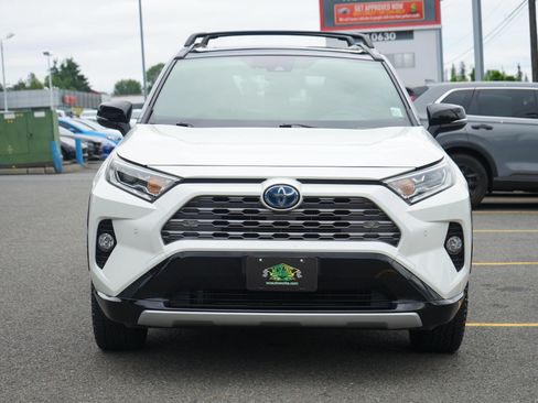 Used 2019 Toyota RAV4 XSE AWD/4WD image 8