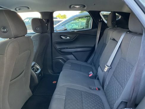 Used 2019 Chevrolet Blazer LT FWD image 21