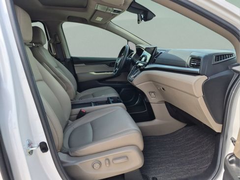 Certified 2024 Honda Odyssey EX-L image 19