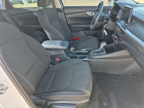 Used 2019 Kia Forte LXS FWD image 22